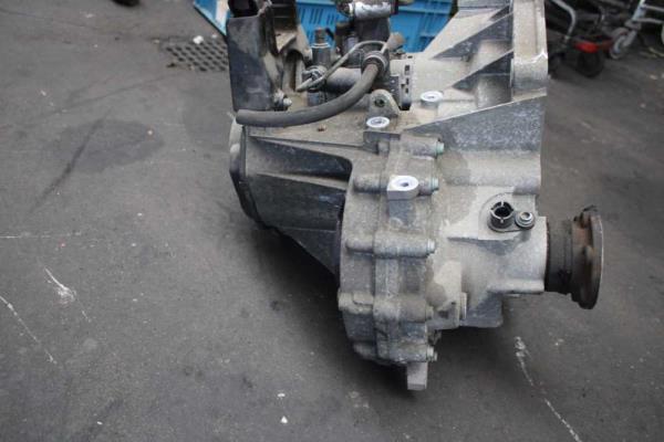 BOITE DE VITESSE MANUEL VW / SEAT / SKODA 1.2 CC - Vue 4